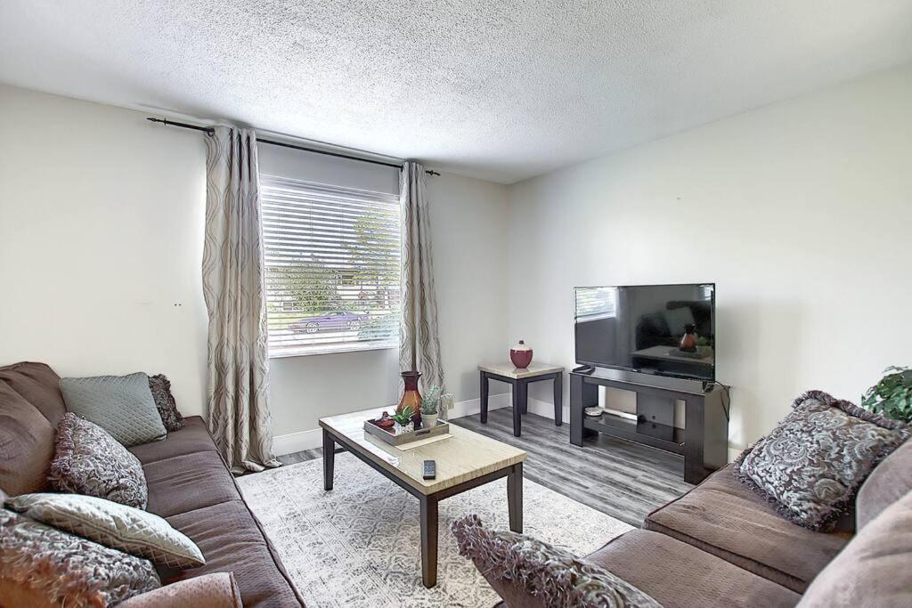 Cozy Reno, Ac 5br 2bths Huntington Holiday home